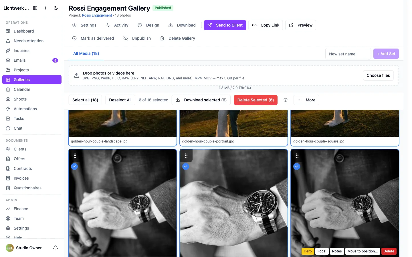 Selecting photos in the gallery, with the selection toolbar active.